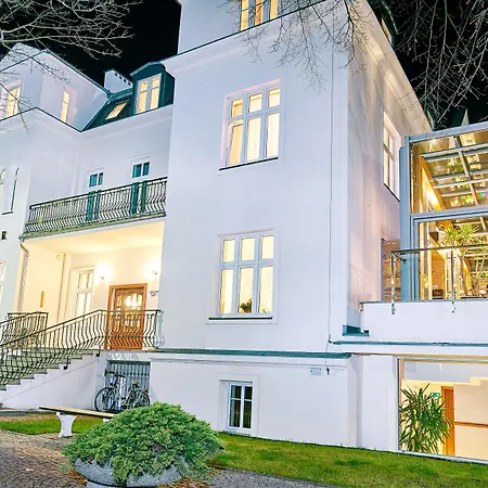 Jantar & By Zdrojowa Otel Kolobrzeg