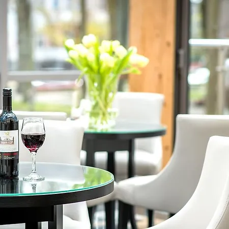 Otel Jantar & By Zdrojowa 3*