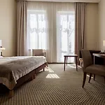 فندق Jantar & By Zdrojowa 3*