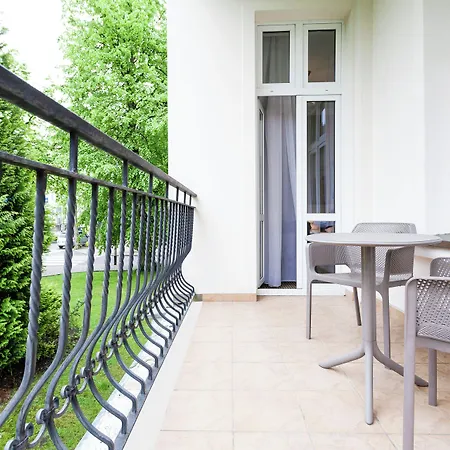 Hotel Jantar & By Zdrojowa 3*