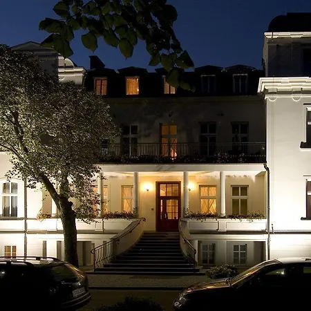 Jantar & By Zdrojowa Hotell 3*
